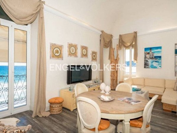 appartamento in vendita ad Alassio