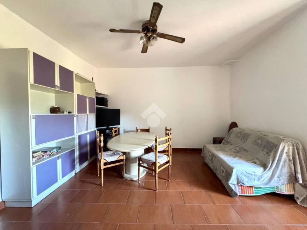 appartamento in vendita ad Alassio in zona Moglio