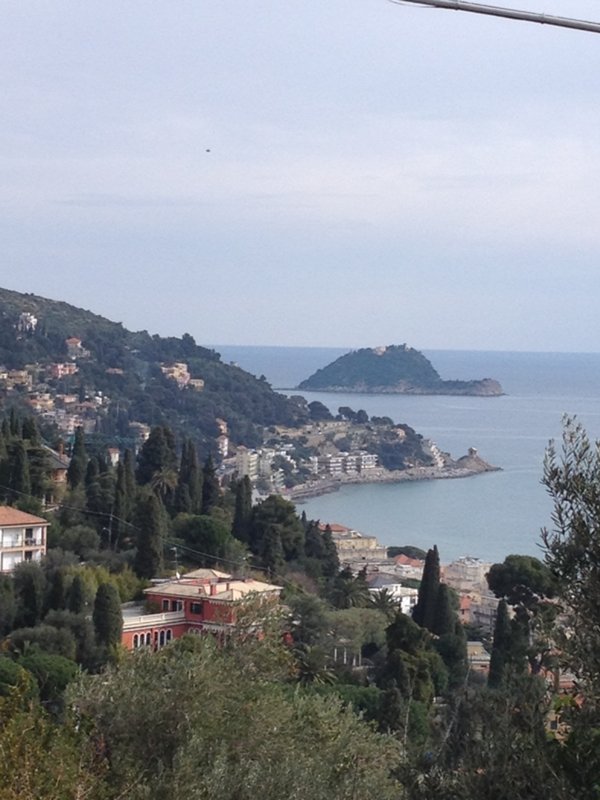 casa indipendente in vendita ad Alassio