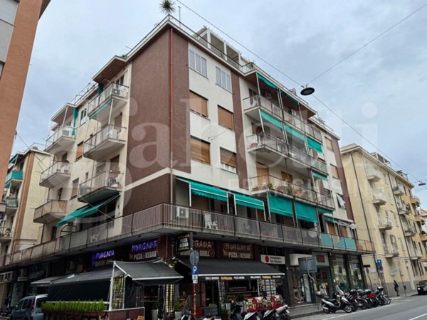 appartamento in vendita ad Alassio