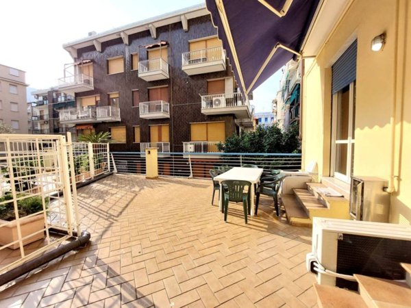 appartamento in vendita ad Alassio