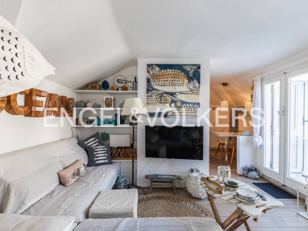 attico in vendita ad Alassio in zona Moglio