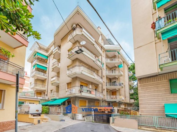 appartamento in vendita ad Alassio