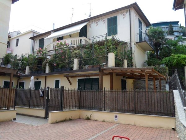 appartamento in vendita ad Alassio