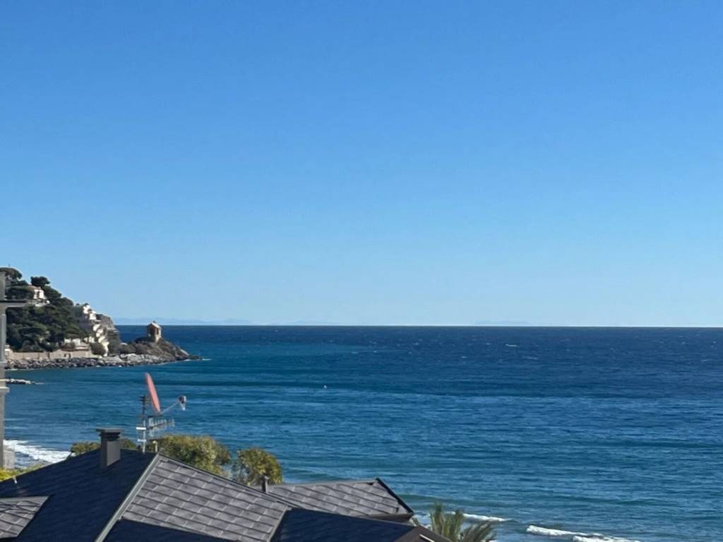 appartamento in vendita ad Alassio