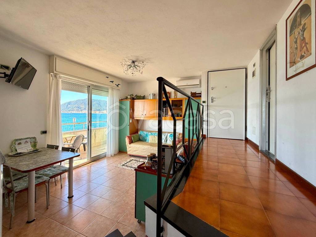 appartamento in vendita ad Alassio
