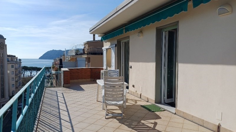 appartamento in vendita ad Alassio