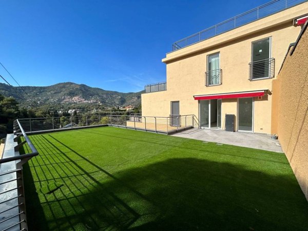 appartamento in vendita ad Alassio