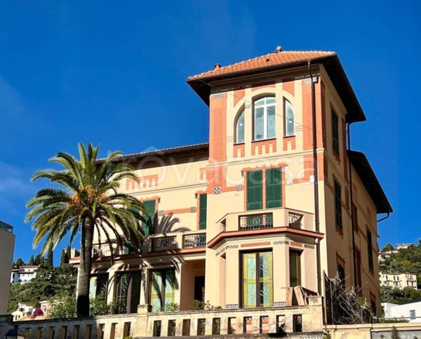 appartamento in vendita ad Alassio