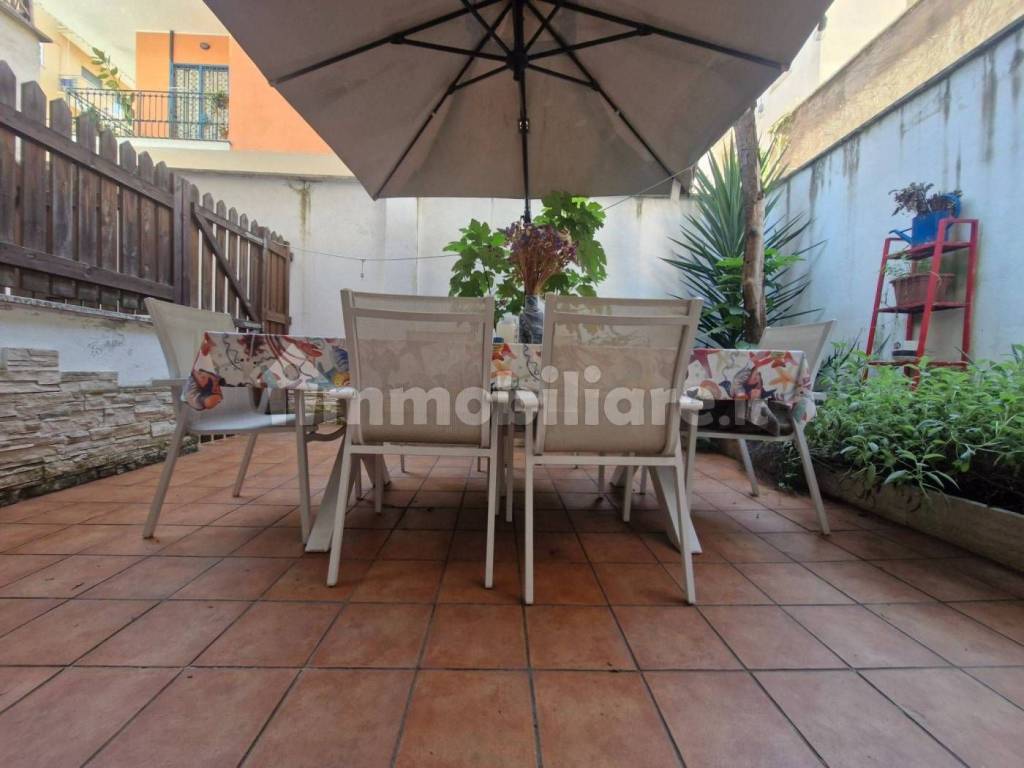 appartamento in vendita ad Alassio in zona Caso