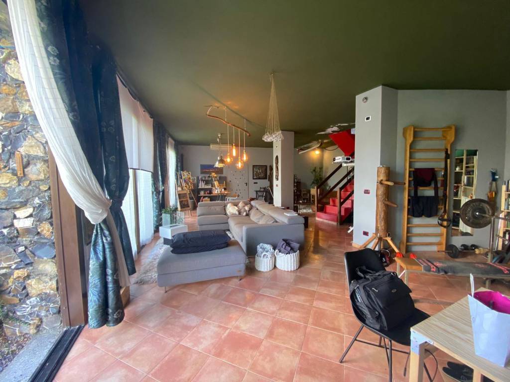 appartamento in vendita ad Alassio in zona Caso