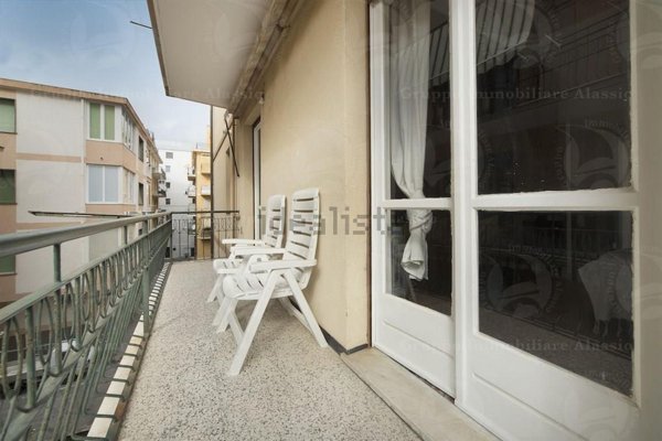 appartamento in vendita ad Alassio