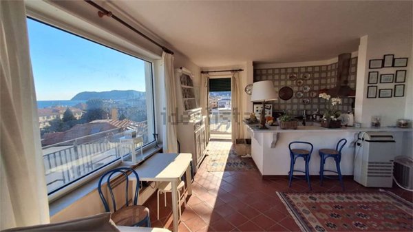 appartamento in vendita ad Alassio