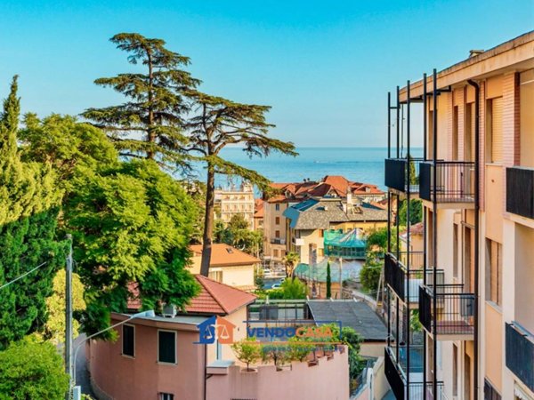 appartamento in vendita ad Alassio