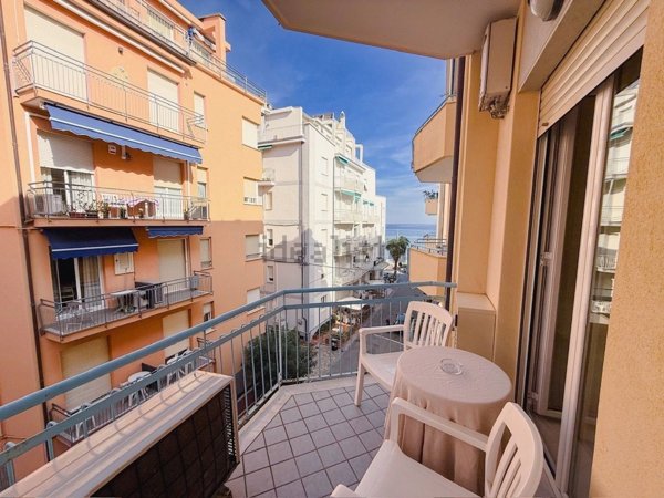 appartamento in vendita ad Alassio