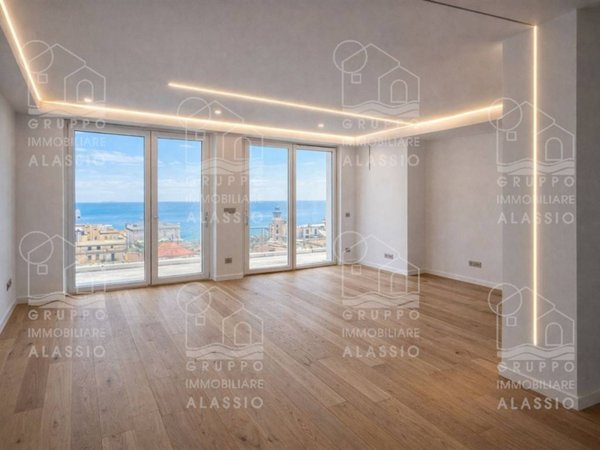 appartamento in vendita ad Alassio