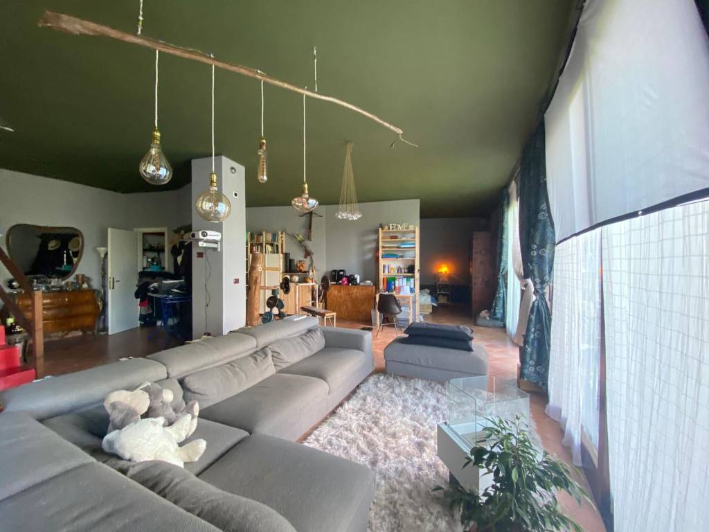 appartamento in vendita ad Alassio in zona Caso