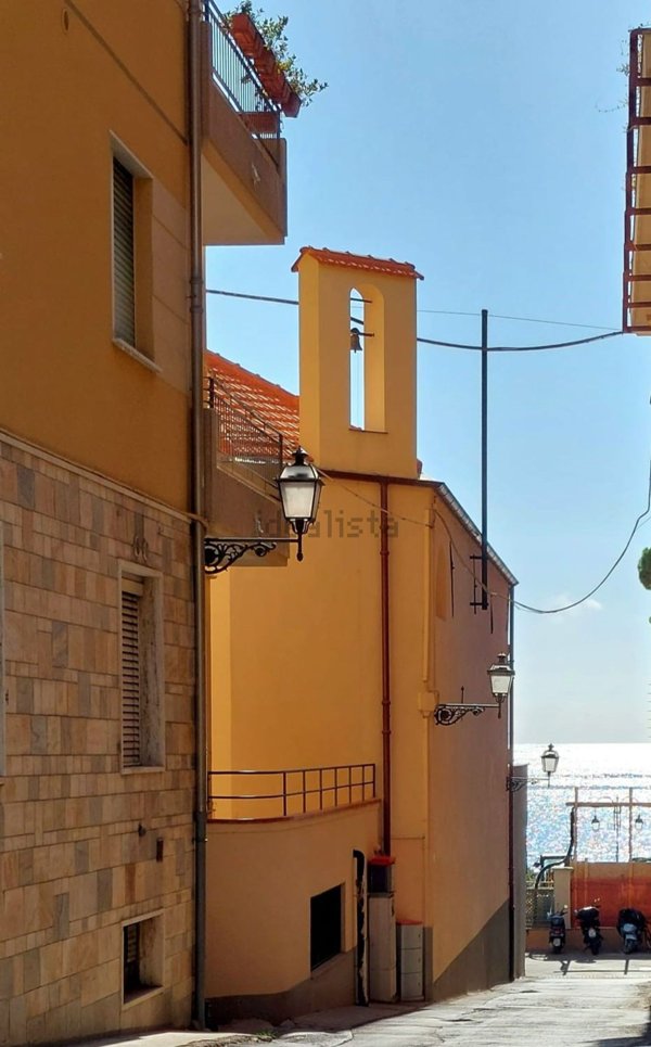 appartamento in vendita ad Alassio