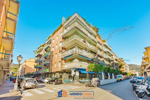 appartamento in vendita ad Alassio