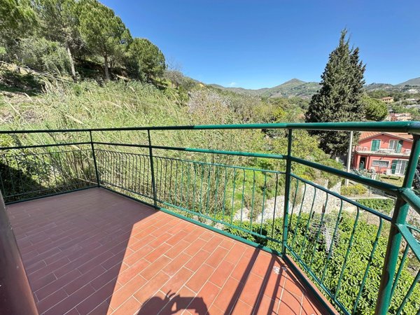 appartamento in vendita ad Alassio in zona Solva