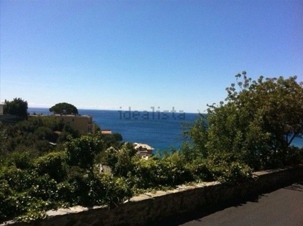appartamento in vendita ad Alassio