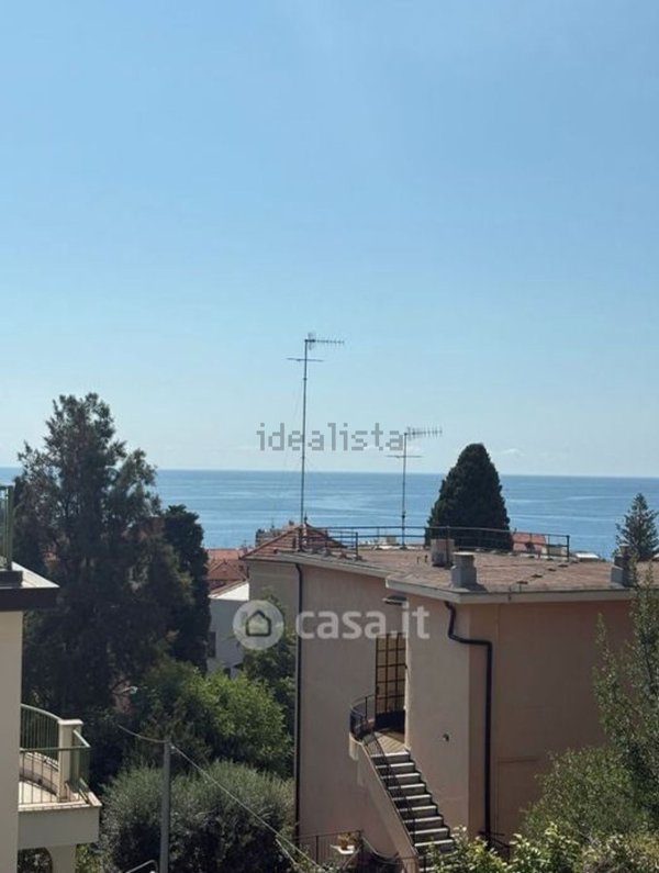 appartamento in vendita ad Alassio