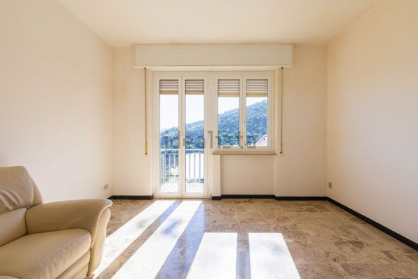 appartamento in vendita ad Alassio in zona Solva
