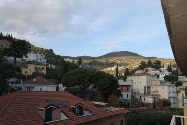 appartamento in vendita ad Alassio