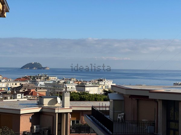 appartamento in vendita ad Alassio