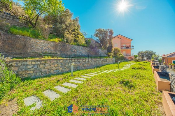 appartamento in vendita ad Alassio