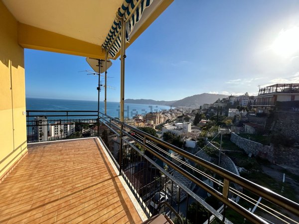 appartamento in vendita ad Alassio