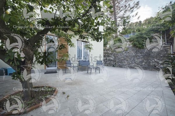 appartamento in vendita ad Alassio