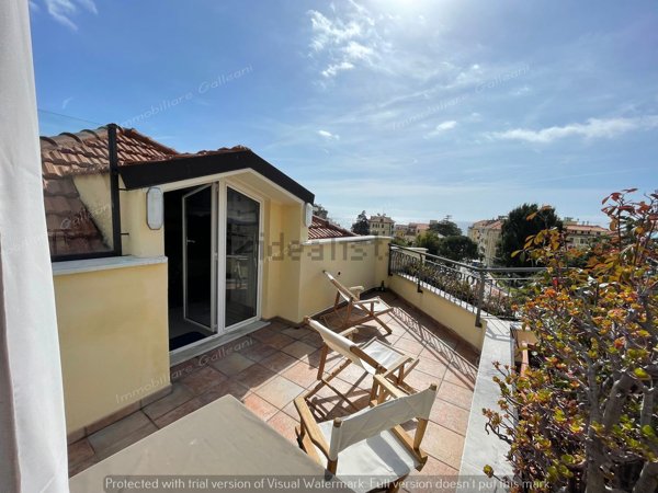 appartamento in vendita ad Alassio in zona Solva