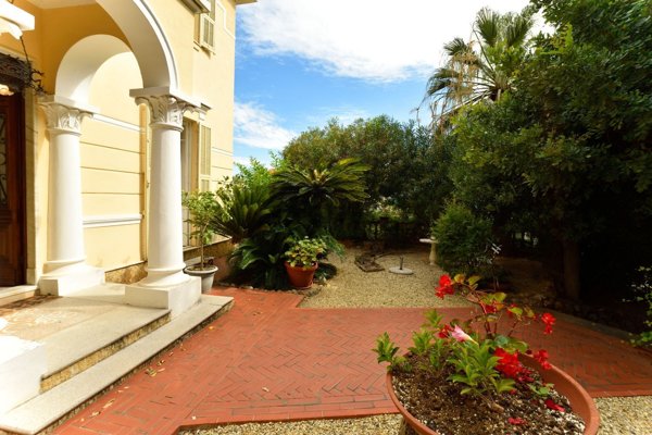 appartamento in vendita ad Alassio