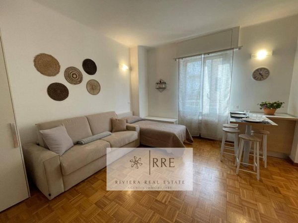 appartamento in vendita ad Alassio