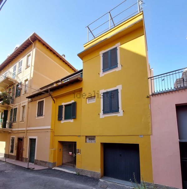 appartamento in vendita ad Alassio