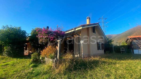 casa indipendente in vendita ad Alassio
