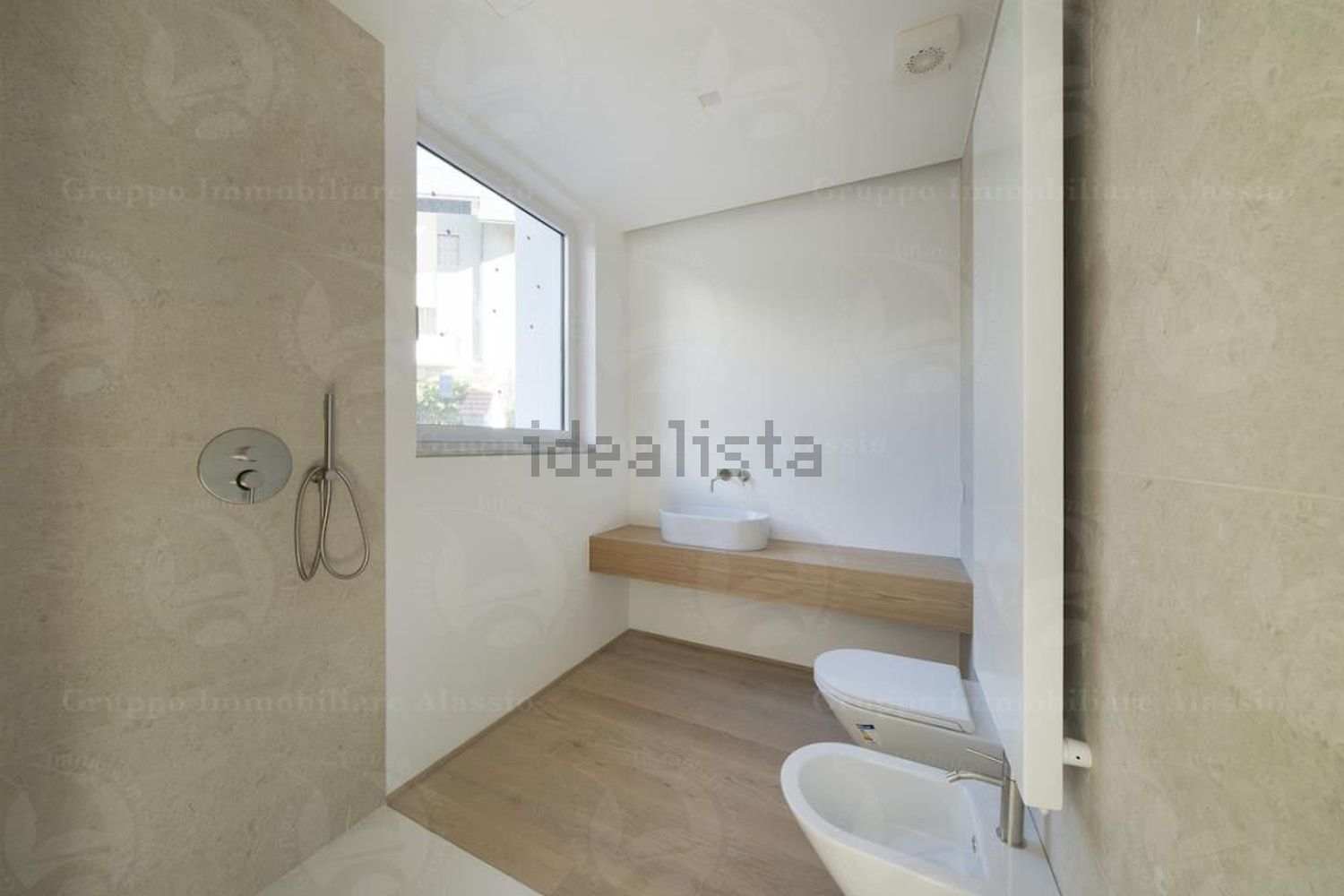 appartamento in vendita ad Alassio