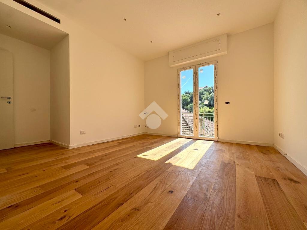 appartamento in vendita ad Alassio