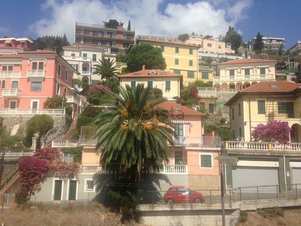 appartamento in vendita ad Alassio