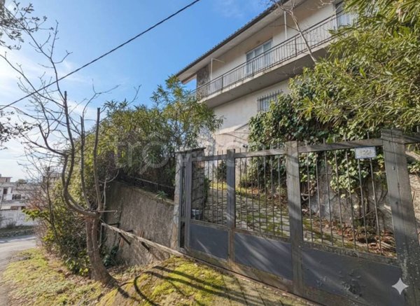 casa indipendente in vendita ad Alassio