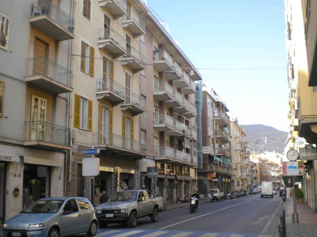 appartamento in vendita ad Alassio
