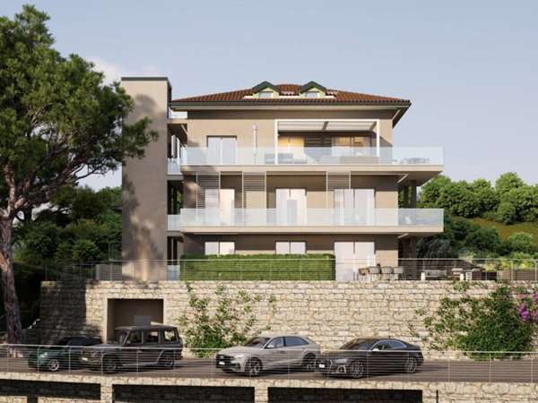 appartamento in vendita ad Alassio