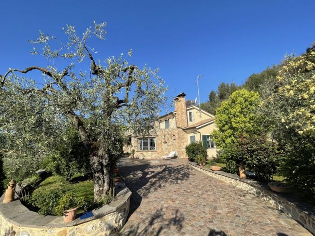 casa indipendente in vendita ad Alassio