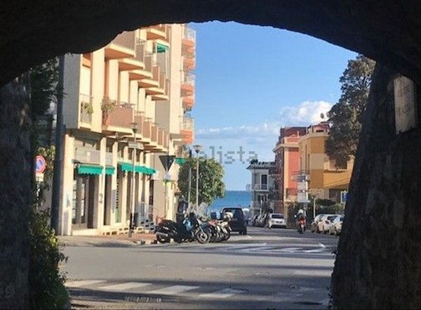 appartamento in vendita ad Alassio