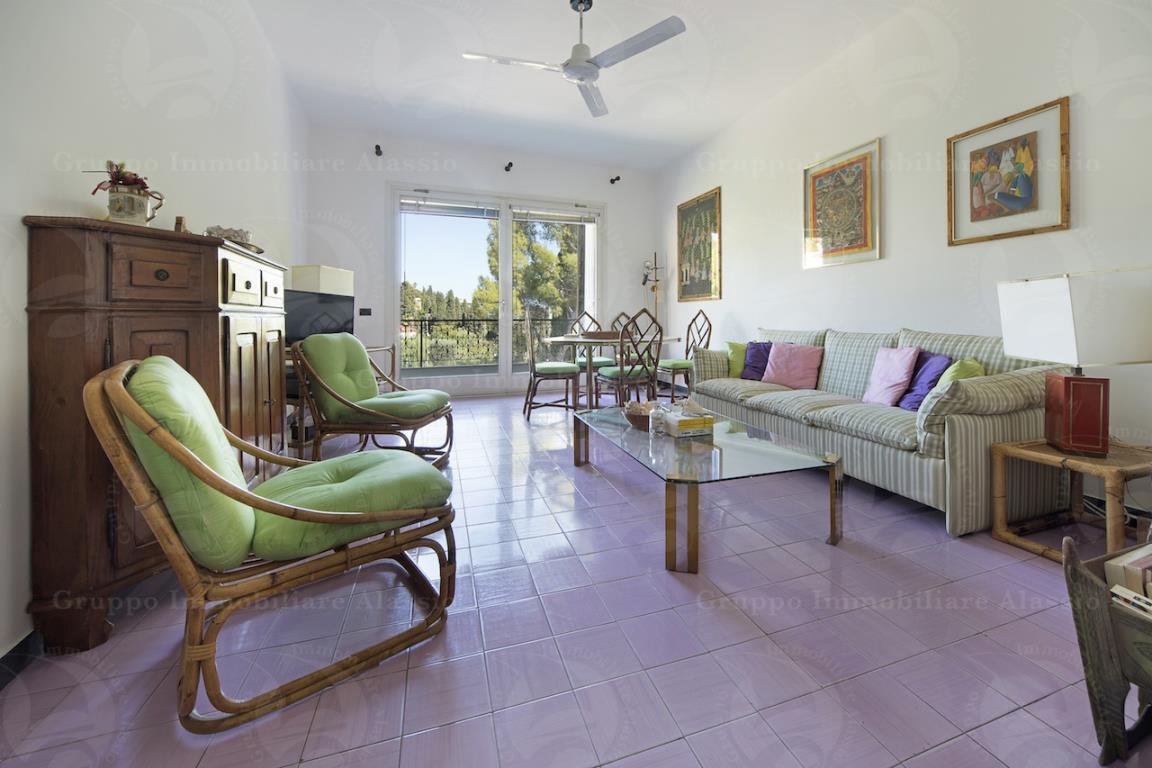 appartamento in vendita ad Alassio