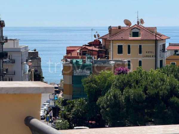 appartamento in vendita ad Alassio in zona Solva