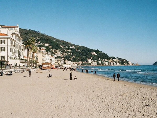 appartamento in vendita ad Alassio