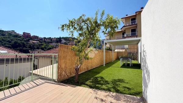 appartamento in vendita ad Alassio