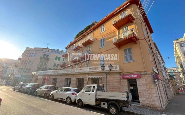 appartamento in vendita ad Alassio